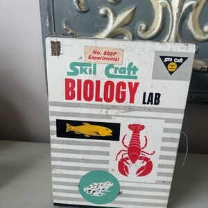 Vintage skil craft metal storage trunk crab fish